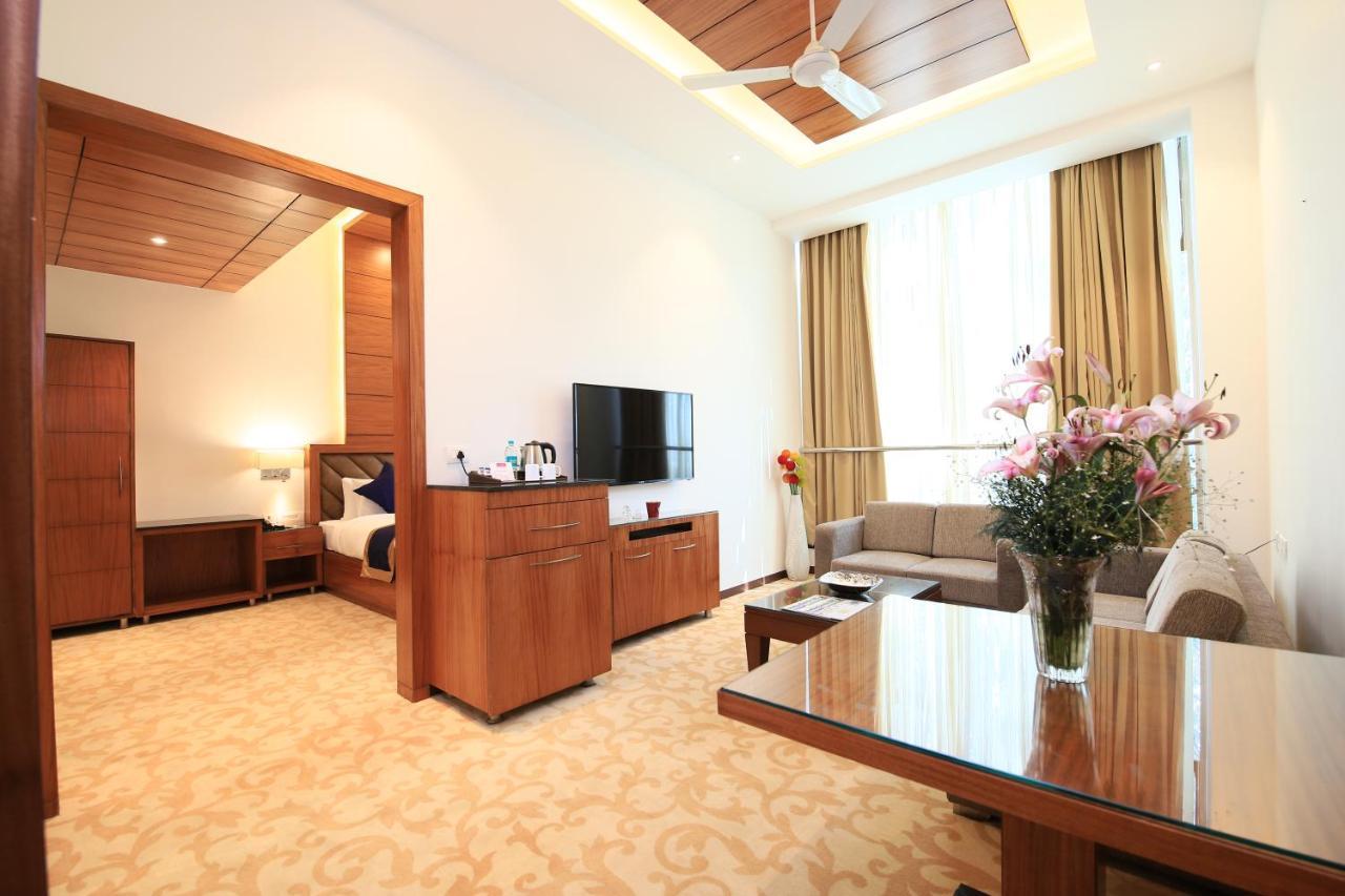 Aveo By Amatra, Gateway To Corbett Hotel Kashipur Екстериор снимка